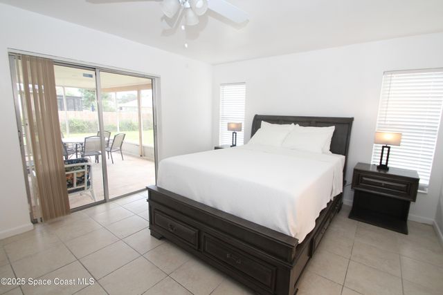 1040 Hosbine Street SE, Palm Bay, FL 32909