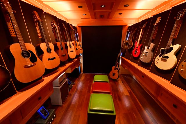 99 Granite Street, Ashland, OR 97520