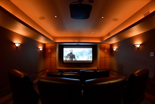 99 Granite Street, Ashland, OR 97520