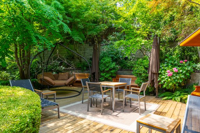 99 Granite Street, Ashland, OR 97520