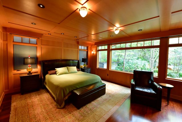 99 Granite Street, Ashland, OR 97520