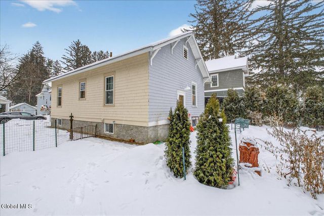 258 Caroline Street, Saratoga Springs, NY 12866