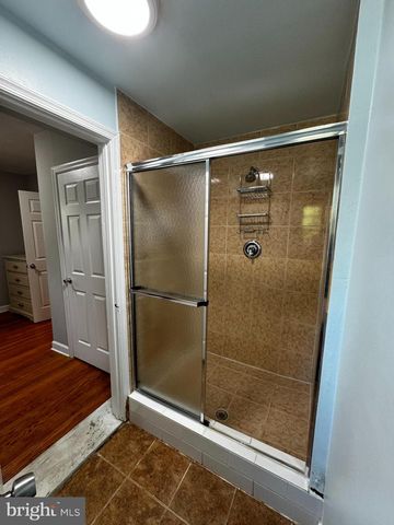 4915 36TH ST N, Arlington, VA 22207