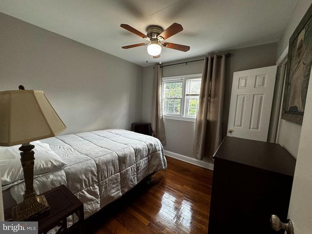 4915 36TH ST N, Arlington, VA 22207