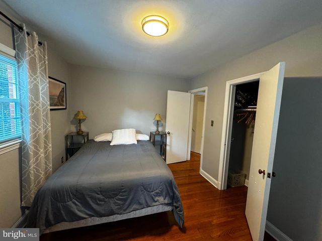 4915 36TH ST N, Arlington, VA 22207