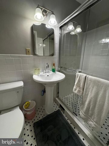 4915 36TH ST N, Arlington, VA 22207