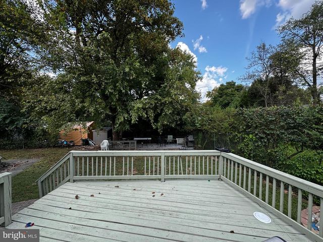 4915 36TH ST N, Arlington, VA 22207