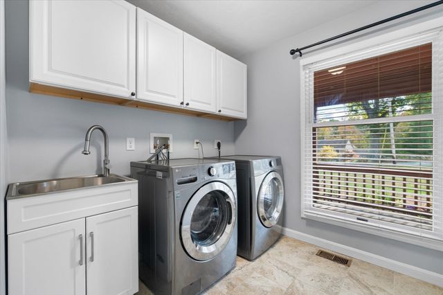 164 Baldwin Street, Leicester, MA 01524