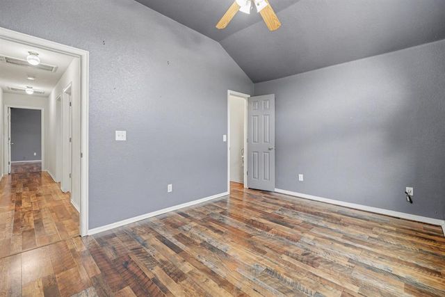 704 Tioga Circle, Norman, OK 73071