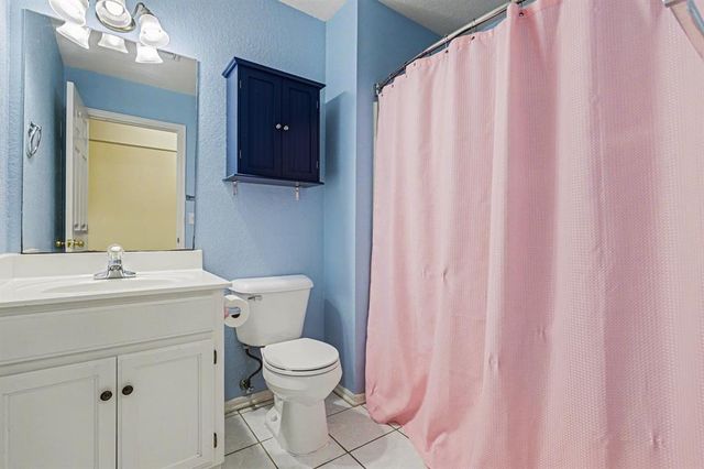 704 Tioga Circle, Norman, OK 73071