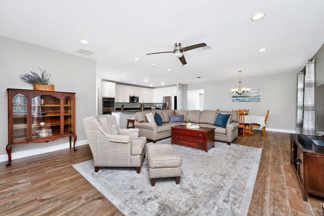 2109 LA PALMA AVENUE, Port Charlotte, FL 33953