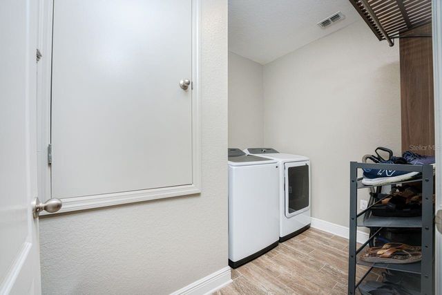 2109 LA PALMA AVENUE, Port Charlotte, FL 33953