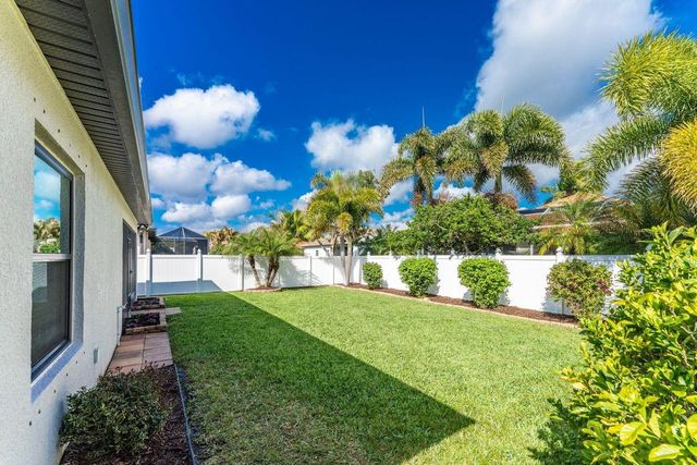 2109 LA PALMA AVENUE, Port Charlotte, FL 33953