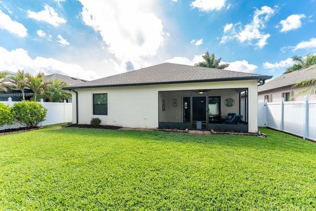 2109 LA PALMA AVENUE, Port Charlotte, FL 33953