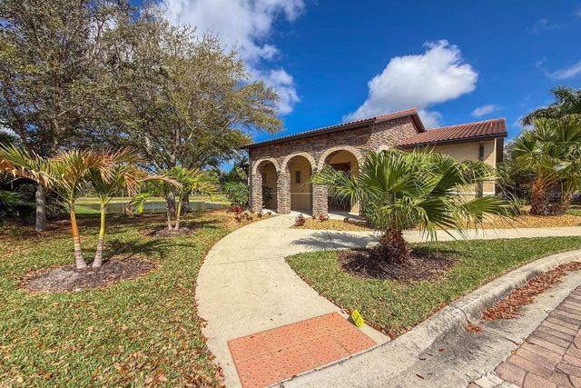 2109 LA PALMA AVENUE, Port Charlotte, FL 33953