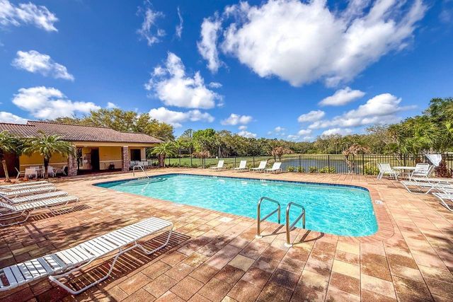 2109 LA PALMA AVENUE, Port Charlotte, FL 33953