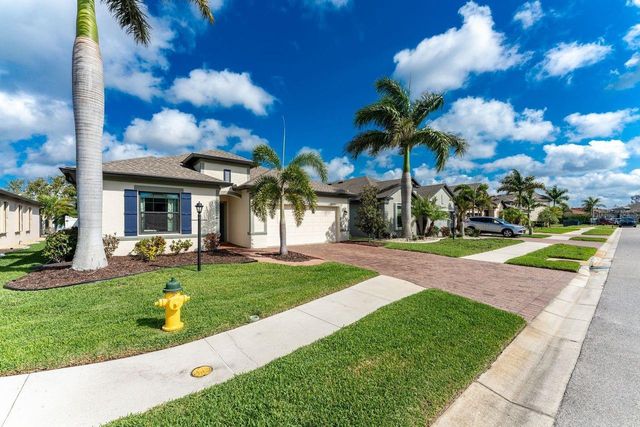 2109 LA PALMA AVENUE, Port Charlotte, FL 33953