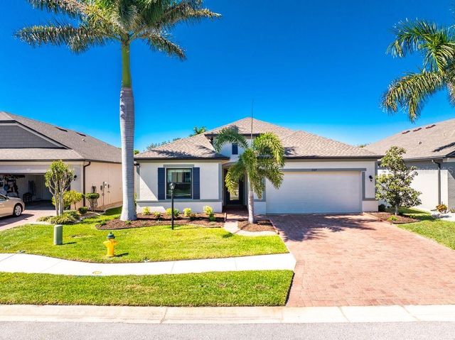 2109 LA PALMA AVENUE, Port Charlotte, FL 33953