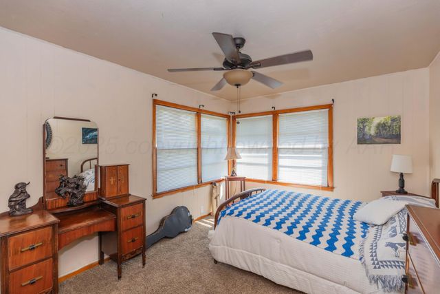 209 E 12th Street, Wheeler, TX 79096