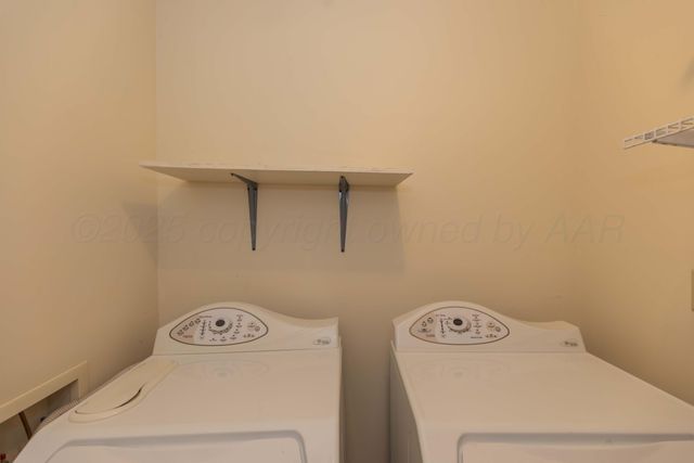 209 E 12th Street, Wheeler, TX 79096