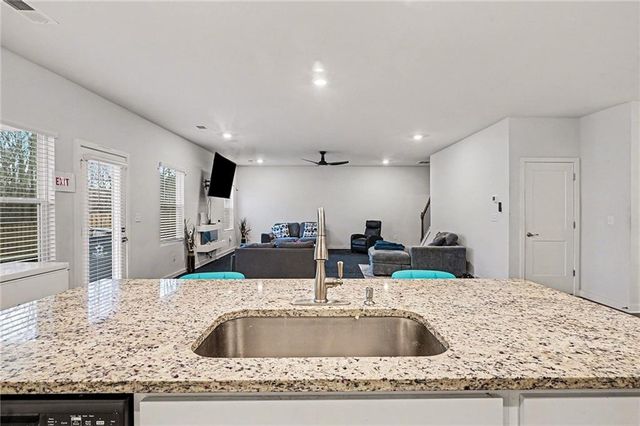 1217 Hibiscus Way, Mcdonough, GA 30253