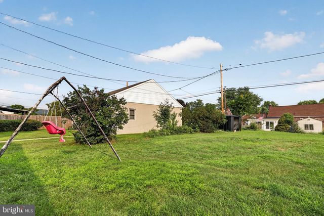 504 EUCLID AVE, Temple, PA 19560