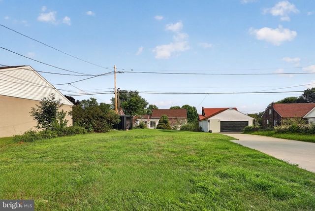 504 EUCLID AVE, Temple, PA 19560