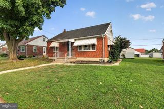 504 EUCLID AVE, Temple, PA 19560