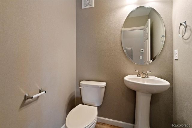 15800 E 121st Avenue 6, Commerce City, CO 80603