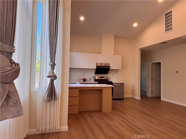 1063 A Wellington, San Dimas, CA 91773