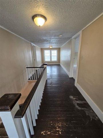 309 Taylor Street, Mount Airy, NC 27030