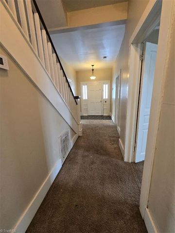 309 Taylor Street, Mount Airy, NC 27030