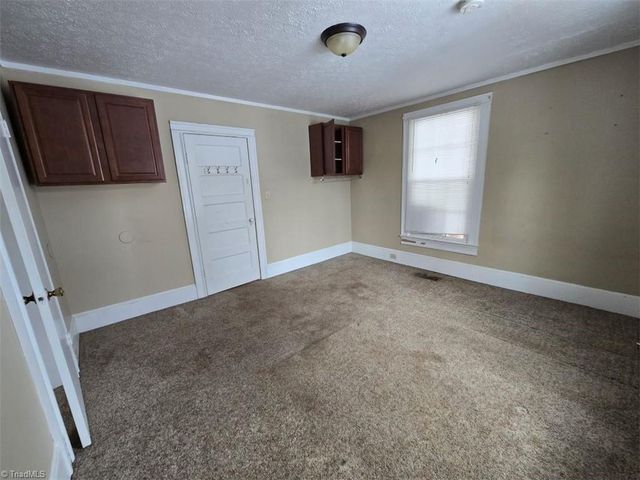 309 Taylor Street, Mount Airy, NC 27030