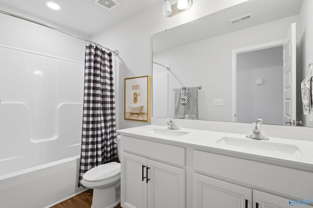 119 Sage Oak Drive, Decatur, AL 35603