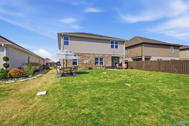 119 Sage Oak Drive, Decatur, AL 35603