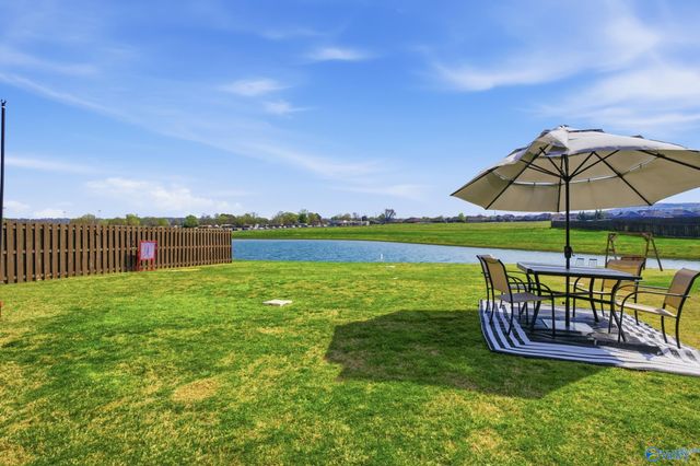 119 Sage Oak Drive, Decatur, AL 35603