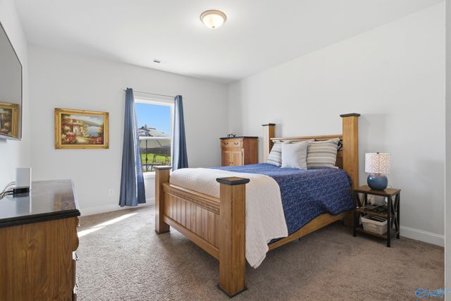 119 Sage Oak Drive, Decatur, AL 35603