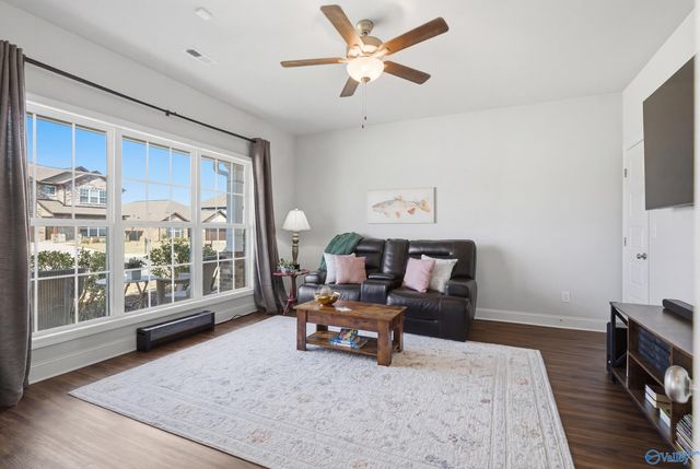 119 Sage Oak Drive, Decatur, AL 35603