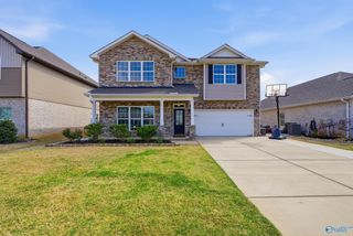 119 Sage Oak Drive, Decatur, AL 35603