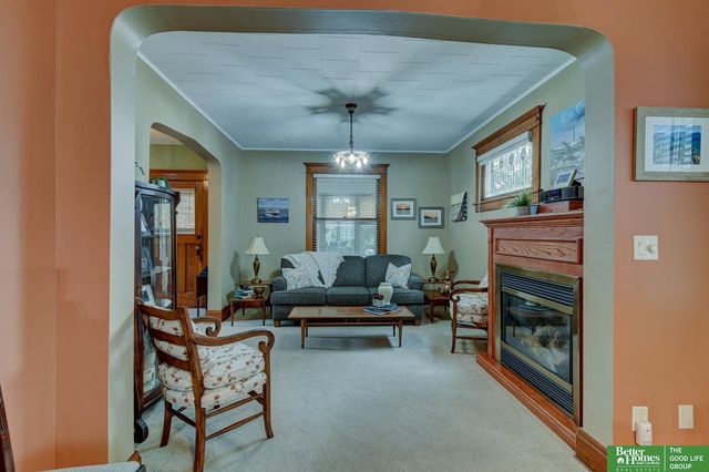 620 N 34 Street, Omaha, NE 68131