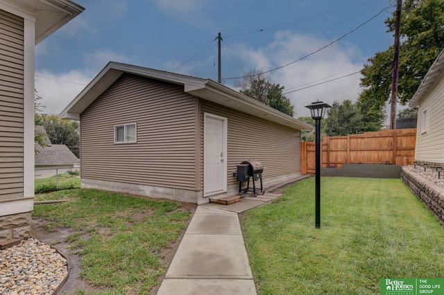 620 N 34 Street, Omaha, NE 68131