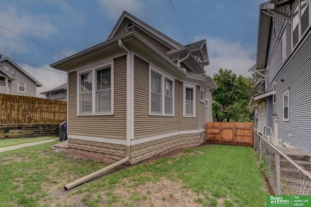 620 N 34 Street, Omaha, NE 68131