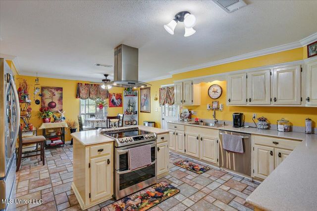107 Chalet Strasse, Brandon, MS 39042