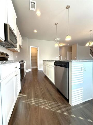 827 Wellford Avenue, Jefferson, GA 30549