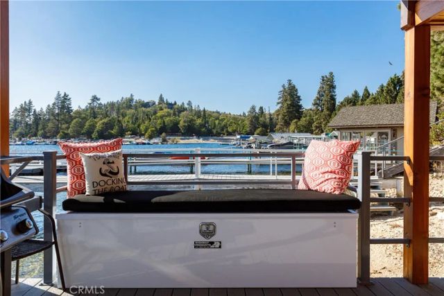 929 Lucerne Lane, Lake Arrowhead, CA 92352