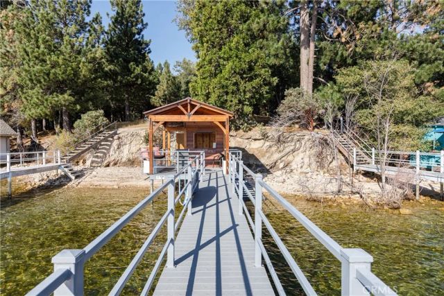 929 Lucerne Lane, Lake Arrowhead, CA 92352