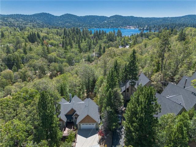 929 Lucerne Lane, Lake Arrowhead, CA 92352