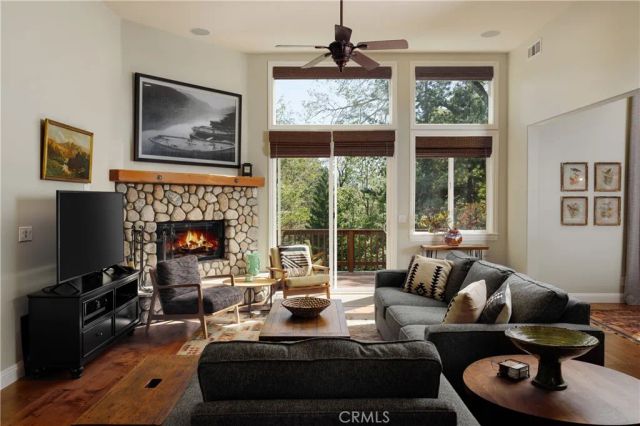 929 Lucerne Lane, Lake Arrowhead, CA 92352