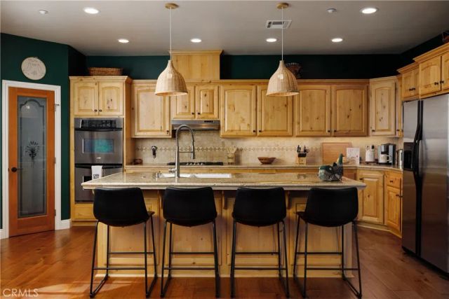 929 Lucerne Lane, Lake Arrowhead, CA 92352