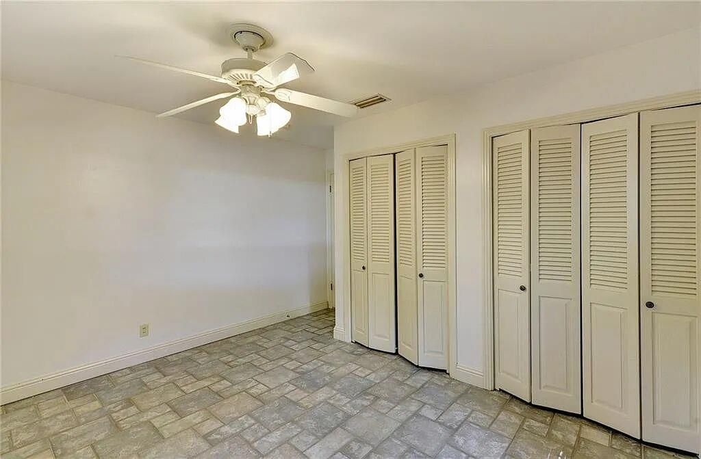2906 Greenlawn PKWY, Austin, TX 78757